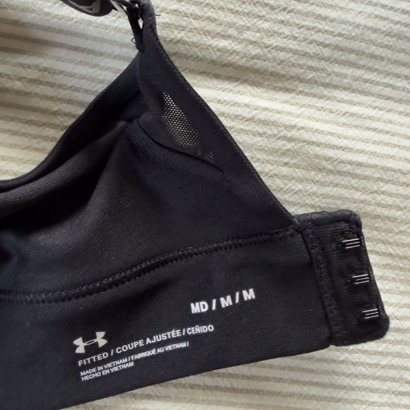 Under Armour Sports Bra Bundle (2) | Medium | Infinity + Crossback | Black - Picture 14 of 16